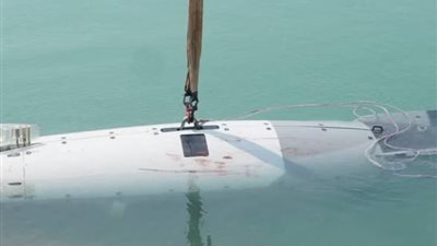 إيران تعلن إجراء الهندسة العكسية على غواصة أمريكية استولت عليها بمضيق هرمز