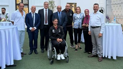 التجديف المصري يعزز التعاون مع هولندا ويكرم بطلة العالم ملك غانم