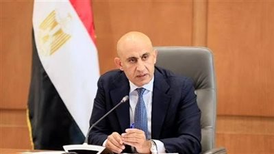 التعليم تشدد على تسجيل الغياب إلكترونيًا.. وتحدد ضوابط إعادة القيد بالثانوي