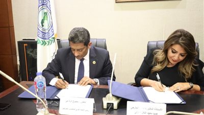 الاتحاد العربي للمخلصين الجمركيين ومعهد النقل الدولي واللوجستيات يوقعان مذكرة تفاهم