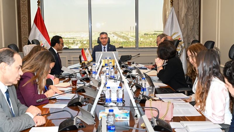 وزير التموين 