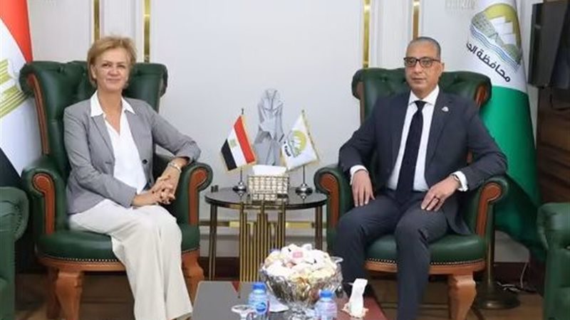 محافظ الجيزة يستقبل