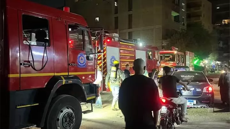 الحماية المدنية تسيطر على حريق بكشك مجاور لمصنع الشبراويشي بالعمرانية 