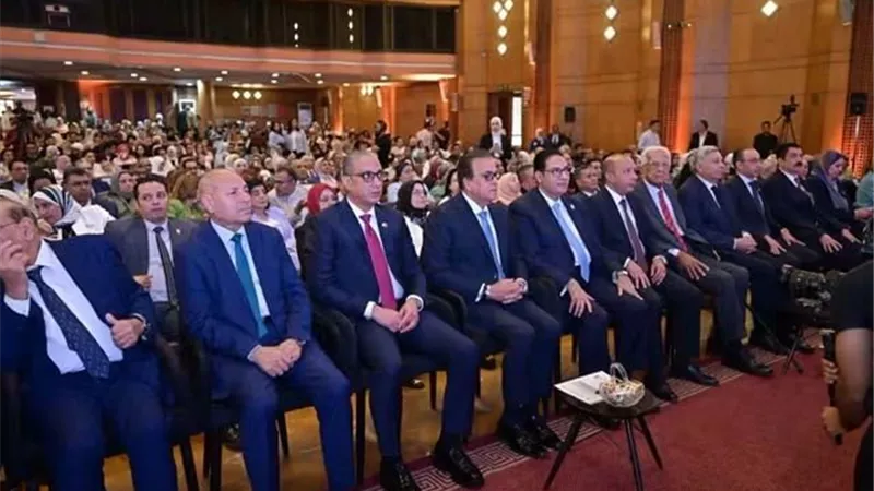 محافظ الجيزة يشيد بالدور الريادي لجامعة القاهرة والقصر العيني خلال افتتاح مؤتمر طب الطوارئ والكوارث