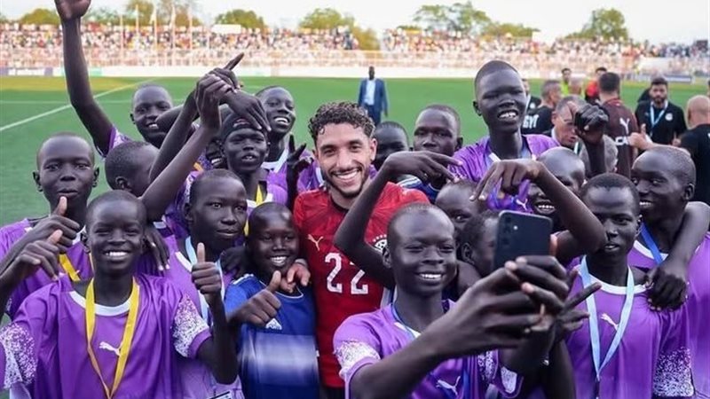 عمر مرموش لاعب منتخب