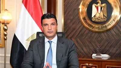 مليار جنيه لإنقاذ المصانع المتعثرة.. الصناعة تدعو أصحابها للتسجيل والاستفادة من التمويل