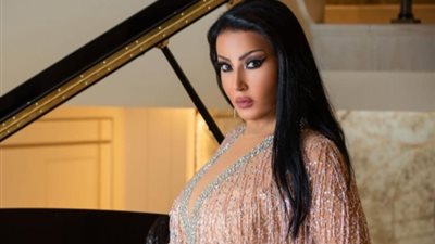 سمية الخشاب تتصدر المكرمين.. انطلاق الدورة الثالثة من مهرجان بردية باسم خالد صالح