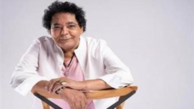 في عيد ميلاده الـ72.. كواليس مؤثرة وراء بكاء محمد منير أثناء تسجيل «حدوتة مصرية»
