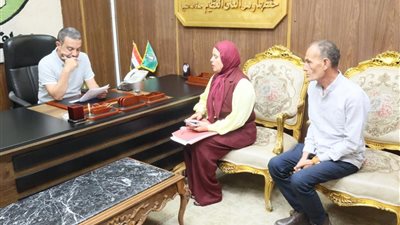 محافظ المنوفية يوجه بصرف مساعدة عاجلة لطفلة مريضة 