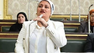 سناء السعيد تكشف لـ«بلدنا اليوم» أسباب أزمة صعوبة مناهج وتقييمات الابتدائي