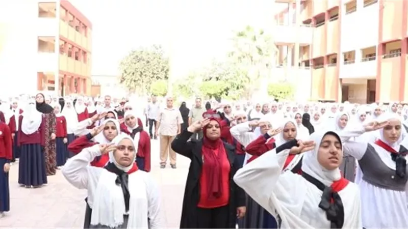 القسط الأول من مصروفات المدارس الرسمية 