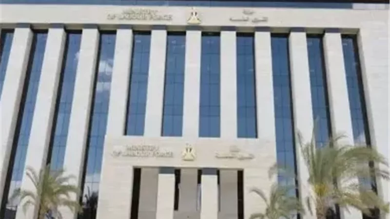 وزارة العمل 