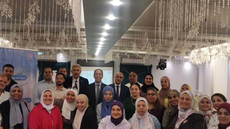 حقوق الإنسان ينفذ