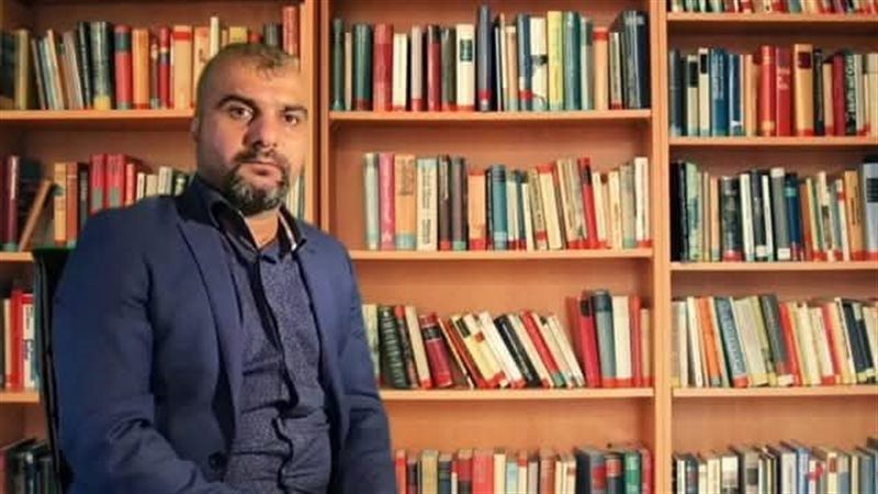 حسين قنبر، مدير مركز