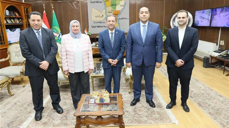 محافظ المنوفية يستقبل نائب رئيس هيئة المستشفيات التعليمية 