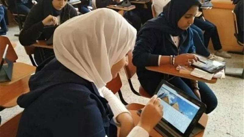 «التعليم» تستعد لاستكمال توزيع «التابلت» على طلاب أولى ثانوي