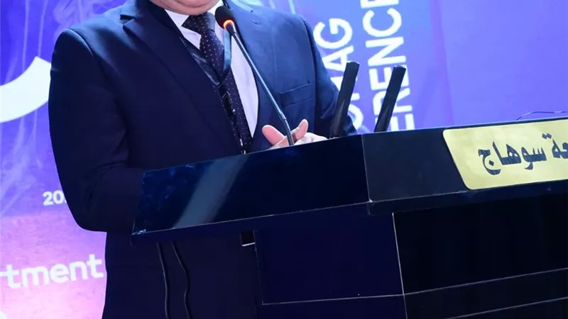 النعماني يفتتح مؤتمر جراحة العظام بجامعة سوهاج.. 9جلسات علمية لمناقشة أحدث التقنيات الجراحية