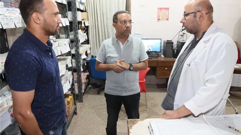 محافظ المنوفية يكافئ الأطقم الطبية بـ70 ألف جنيه بعد جولة مفاجئة بمستشفى شبين الكوم