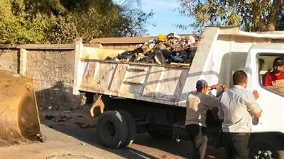 70 طناً من المخلفات تخرج من شوارع جهينة.. حملةمكبرة لتحسين النظافة بسوهاج