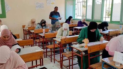 امتحانات الشهر تنطلق الأسبوع المقبل.. والتعليم توجه المدارس برصد الدرجات وإعلانها لأولياء الأمور