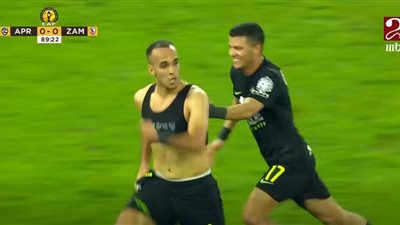 ناصر منسي يعيد واقعة أحمد جعفر مع الزمالك إلى الأذهان بعد هدف الجيش الرواندي