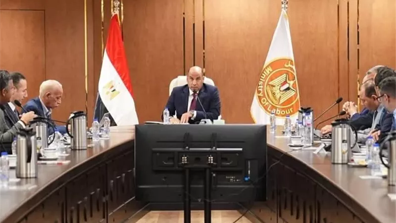 القومي لحقوق الإنسان يشارك في مناقشة تعديلات قانون المنظمات النقابية