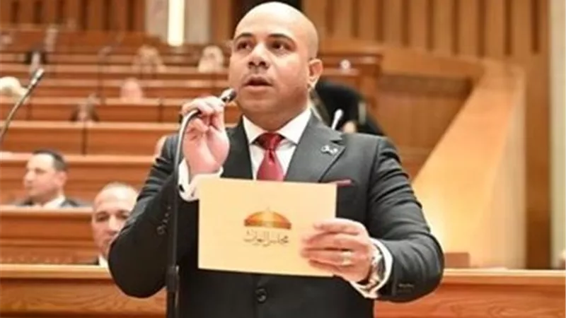 علي خالد خليفة يكشف تفاصيل مشروع قانون لحماية العمالة اليومية والمؤقتة