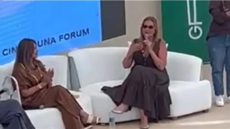 يسرا تكشف عن تضحية
