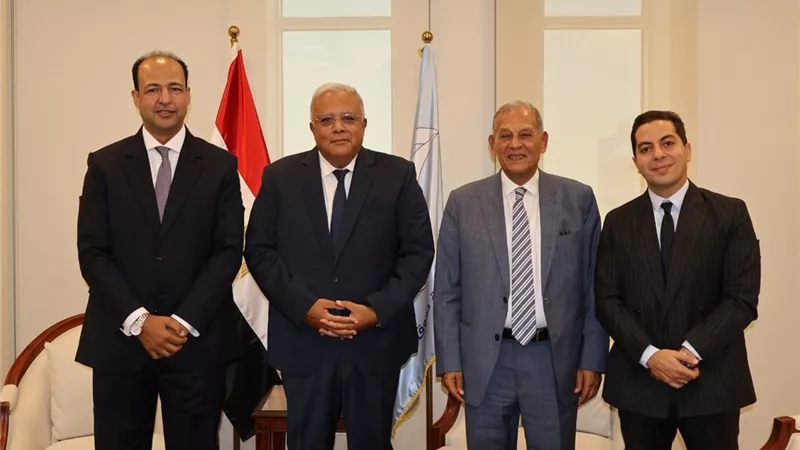 حاتم العبد يتسلم مهام منصب الأمين العام للمجلس القومي لحقوق الإنسان