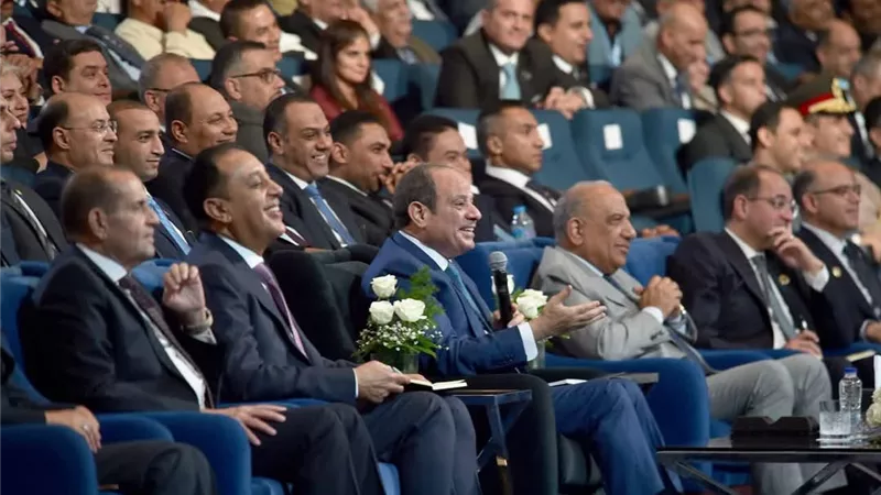 وزير التموين أمام الرئيس: الاحتياطي آمن لـ6 أشهر واستلام 5 ملايين طن قمح محلي