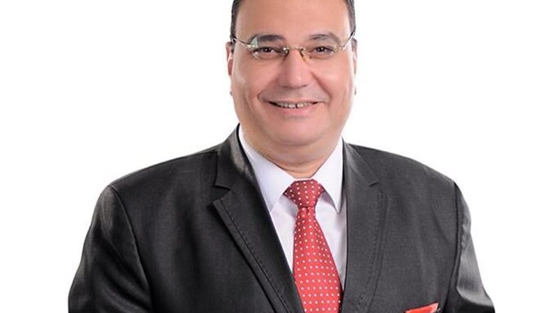 الدكتور وليد هندي،