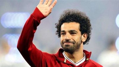 ”ديلي ميل” تكشف سر عدم احتفال ”صلاح” بعد لقاء سان جيرمان