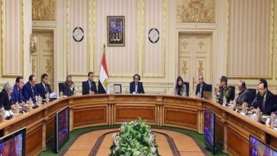 مدبولي يجتمع مع وزراء الري والسياحة والزراعة لمتابعة عدد من الملفات
