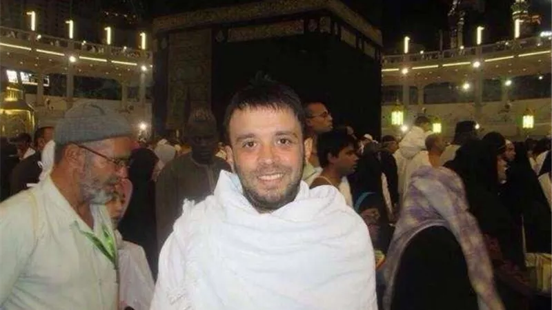 نجوم الفن ينعون الفنان الراحل ماهر عصام على مواقع التواصل (صور)