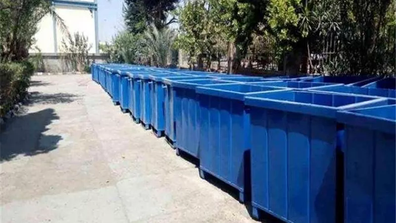 نقيب الزبالين: أعضاء النقابة بدءوا فى استلام العمل بالأحياء