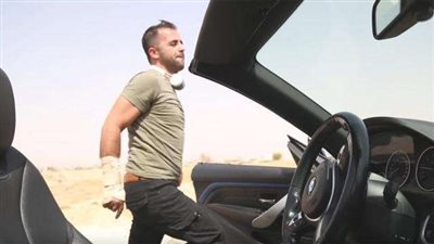 أول غرامة مصرية لطالب جامعي بسبب رقصة ”كيكي”
