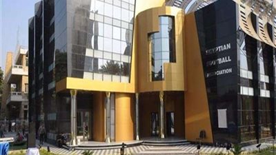 قانوني يكشف مفاجأة في الشكوى المقدمة من الأهلي ضد رئيس الزمالك