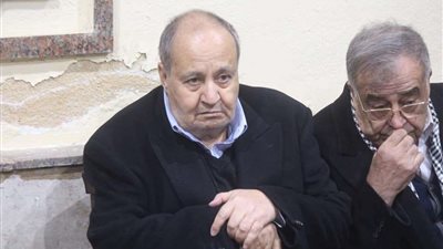 وحيد حامد وأحمد بدير وفردوس عبد الحميد يؤدون واجب العزاء في محسن نصر