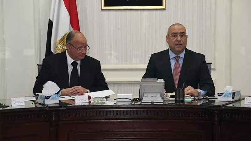 وزير الإسكان: التعامل الحضاري مع أهالي 
