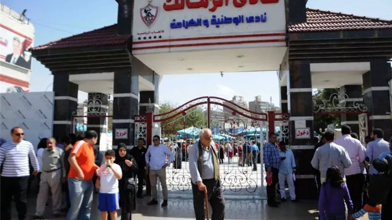 أول تعليق من رئيس الزمالك على بيان الأهلي بشأن أزمة اللقاءات المؤجلة