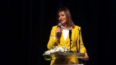 وزيرة الهجرة تدعو المواطنين بالخارج لزيارة بلادهم