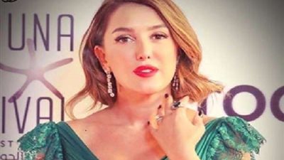 كنده علوش تهنئ نجوم العرب في حفل الأوسكار