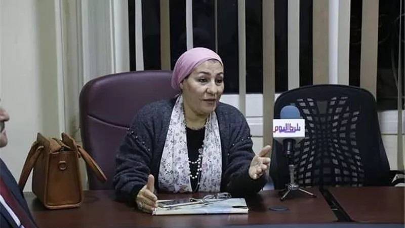 هناء عبد الخالق: 