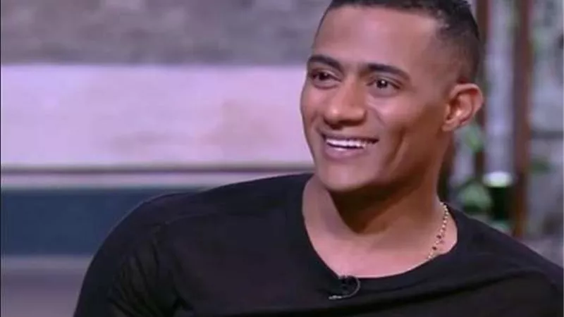 بعد انتقادها له.. محمد رمضان ينشر فيديو لأنتصار وأبنائها