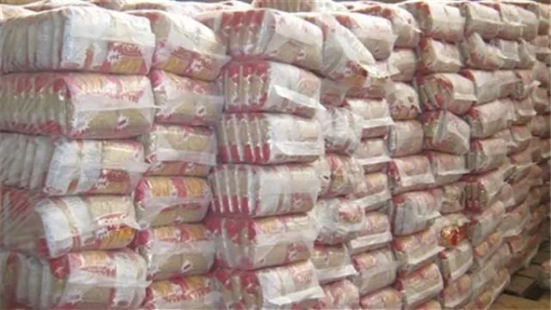 ضبط مصنع غير مرخص لإنتاج المكرونة بالهرم