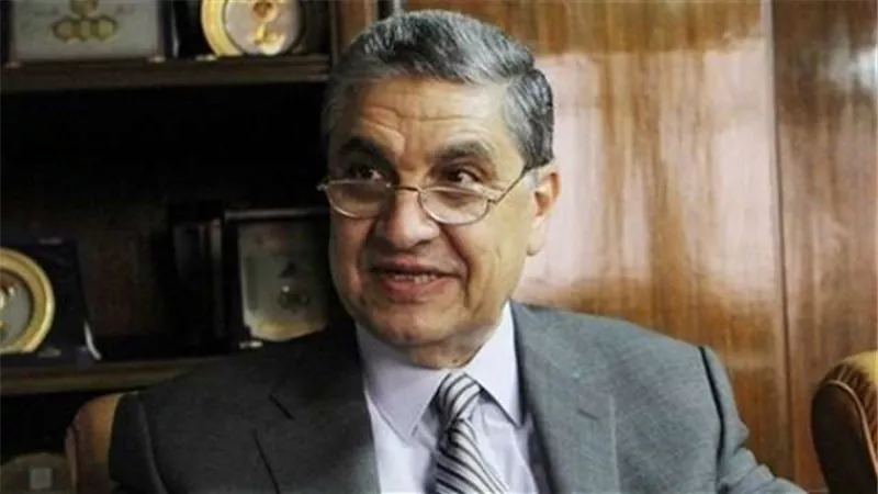 الكهرباء: مناقشة جهود الشركات لزيادة التحصيل والقضاء على سرقة التيار