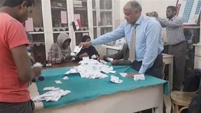 «السيسي» من بندر بني سويف يحصل على 66000 صوت مقابل 3058 صوتا لـ«موسى»