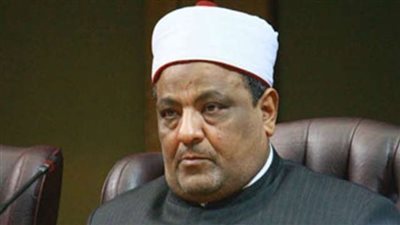 وكيل الأزهر يقدم واجب العزاء لنقيب الأشراف فى وفاة زوجته