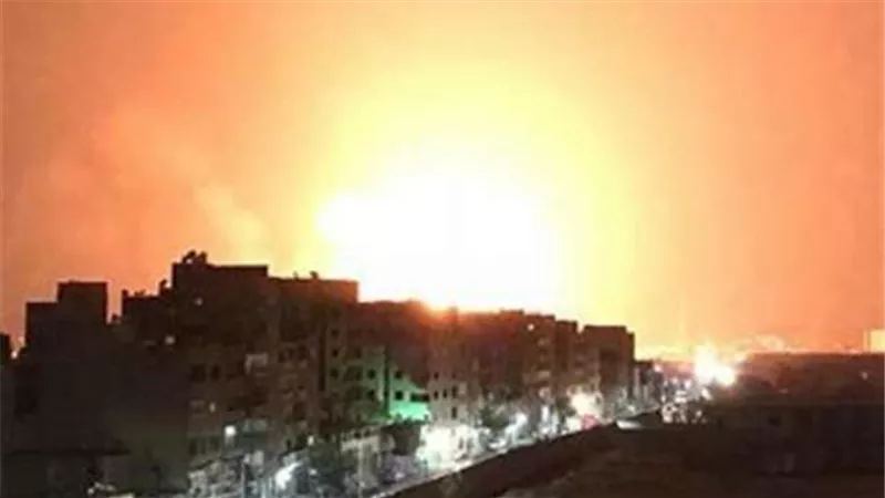بـ16 سيارة إطفاء.. الحماية المدنية تسيطر على حريق «مصنعى البساتين»