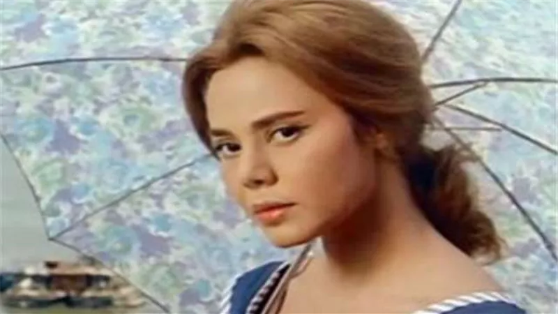 صناعة السينما تُهدي درع التميز للفنانة ماجدة
